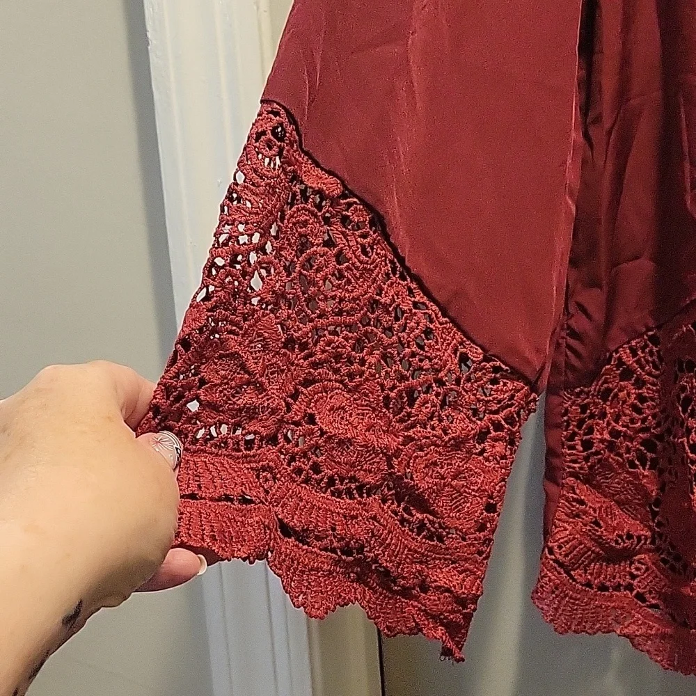 Elegant Lace Trim Burgundy Women's Top SzXXL - Picture 3 of 5